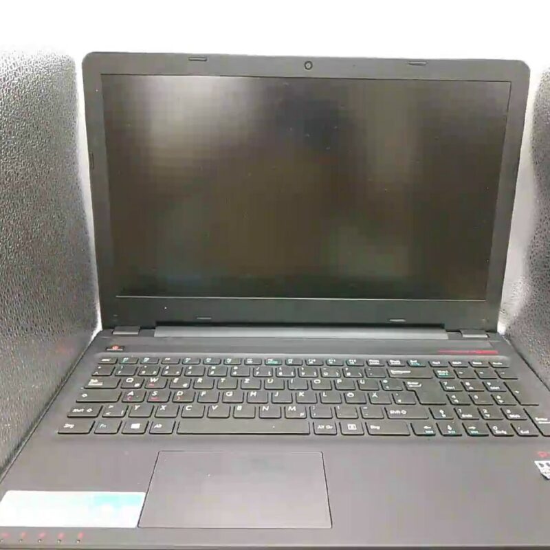Peaq  G2315 Laptop  | i7-6500U | 8GB RAM  | 1TB HDD | 256GB SSD  | Geforce GTX 950M 2GB  | Zustand: Sehr Gut